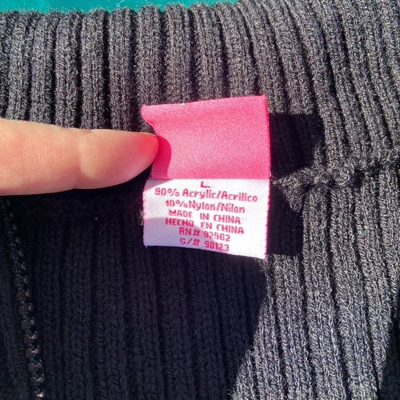 Great American Sweater - Picture 2 of 3